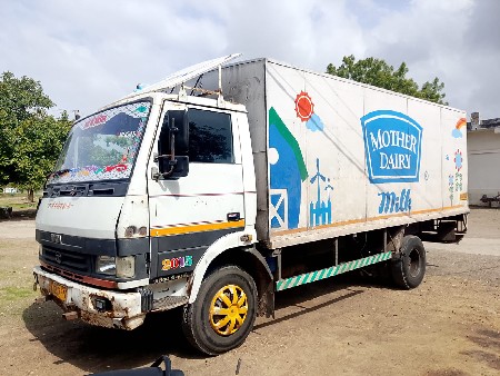 ટાટા lpt 709 મોડલ2015