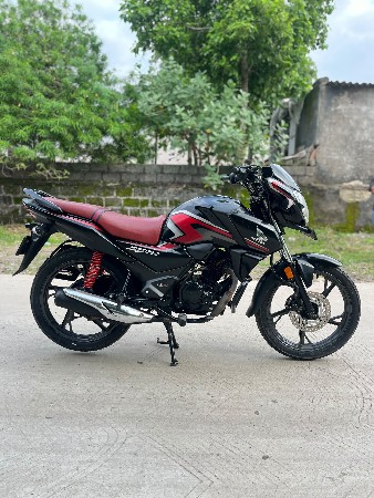 Honda Sp125
2023 Modal
1 Owner