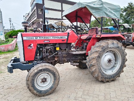 ટ્રેકટર વેચવાનું છે
