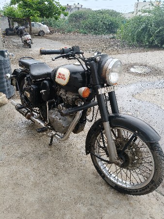 ટુ વ્હીલર વેચવાનું છે