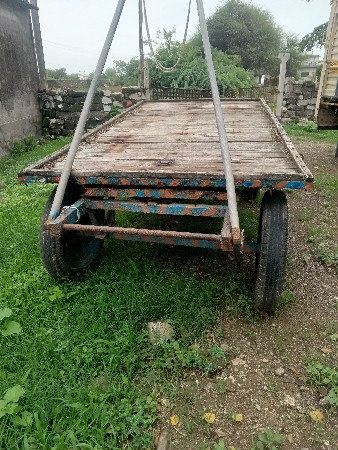 ઊંટ ગાડી વેચવાની છે