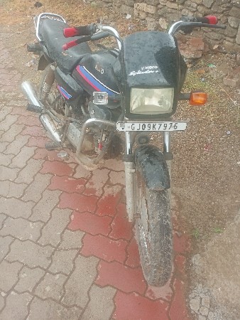 આ ગાડી વેચવા ની છે