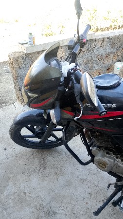 પલસર વેચવાની સે