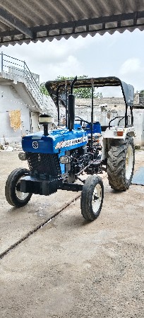 ટ્રેક્ટર વેચવાનું છે