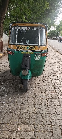 રીક્ષા વેચવાની છે