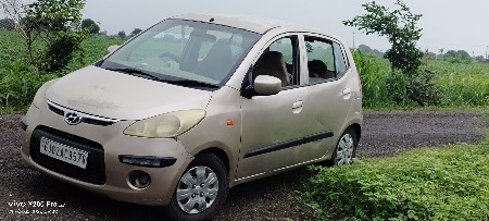 i10