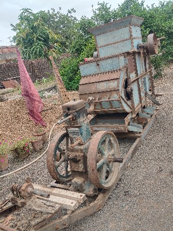 જયંતનું અપનેર નો આખો સેટ વેચવાનો છ