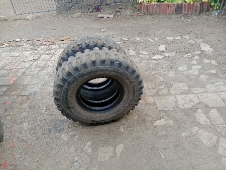 શ્યાટ 916 ના ટાયર વેચવાના છે