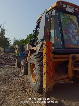 JCB 2011 modal kiloskar enjin