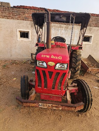 મહેન્દ્ર ટેકટર વેચવાનું છે 11 નું મ