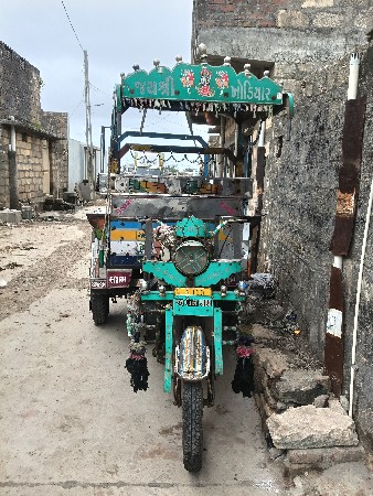 વેચવાનું છે