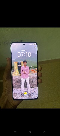 Vivo y400