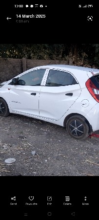 ફોરવીલ વેચવાની છે