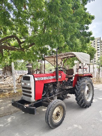 Massey 7250