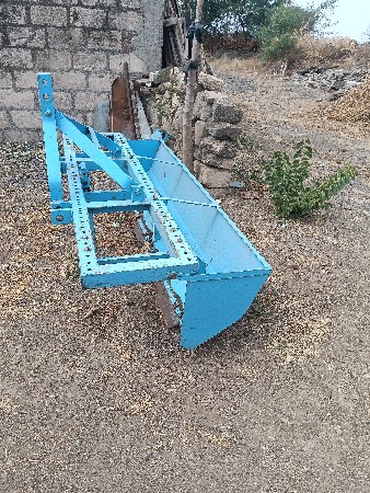 ટેક્ટર આઇસર