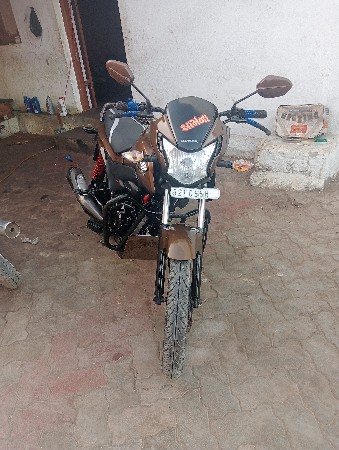 આ ગાડી વેચવાની છે
