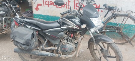ટુ વ્હીલર વેચવાનું છે