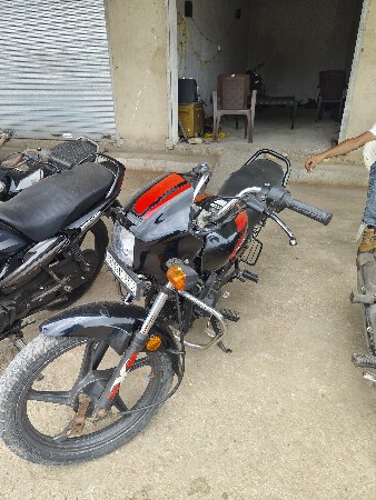 aa gadi veshvani he