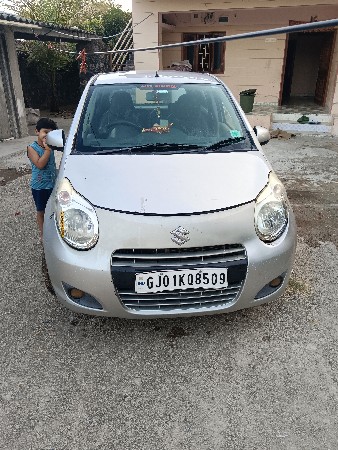 કાર ફોરવીલ વેચવાની છે