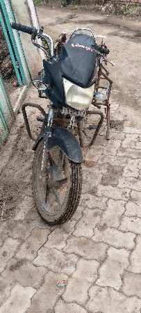 ટુ વ્હીલર વેચવા ની છે