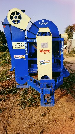 શ્રી ગણેશ થ્રેસર