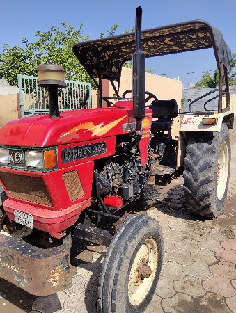 Eicher 368 tractor