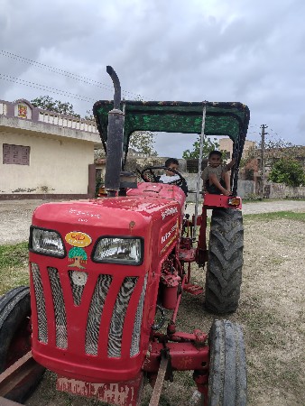 આ ટ્રેક્ટર વેચાવા નું છે