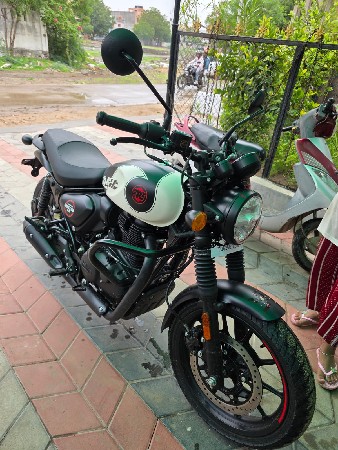 Hunter 350 Tokyo Black
