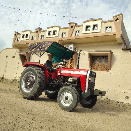 મેસી ટ્રેક્ટર વેચવાનું છે