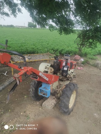 singda valu tractor vechva nu chhe