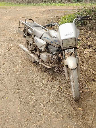 ગાડી વેચવાની છે