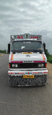 ટાટા 407