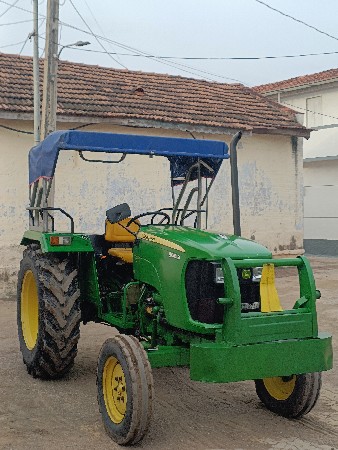John Deere 5045 D