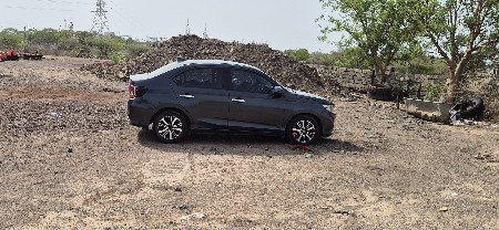 ગાડી વેચવાની છે