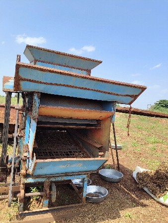 મગફળીનું થ્રેસર