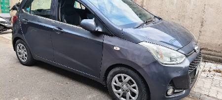 ઘરઘરાવ  Hyundai i10 કાર વેચવાની છે