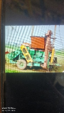 હલર વેચવા નું છે.