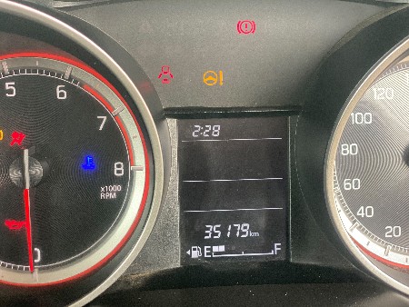 શિફ્ટ ગાડી મો.7999997692