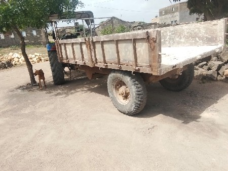 ટેલર વેચવા નુ છે