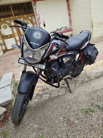 Honda shine