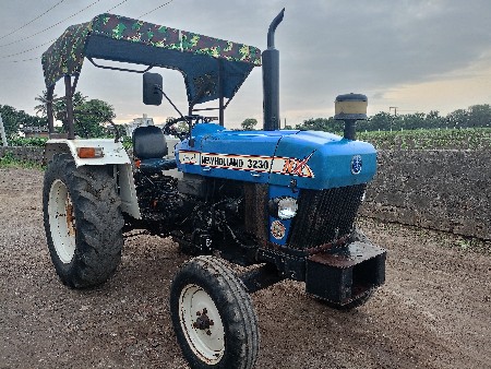 NEW Holland 3230 NX PLUS