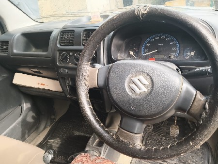વેગેનાર ગાડી વેચવાની છે