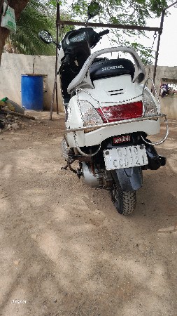 વેચી દેવા ની છે