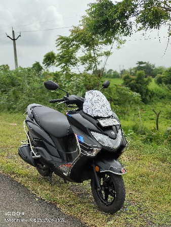 Suzuki Burgman 
2022 Modal
1 Owner