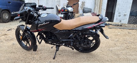 BAJAJ PULSER 125