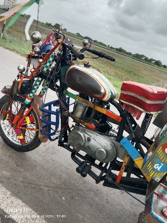 રીક્ષા વેચવાની છે જય અંબે
