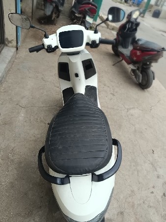 વેચવાનું સે