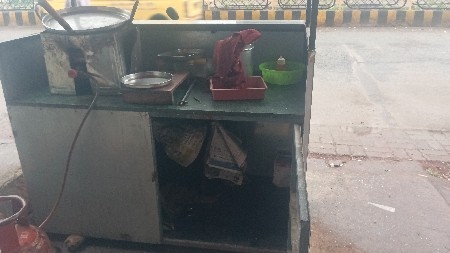 લારિ
