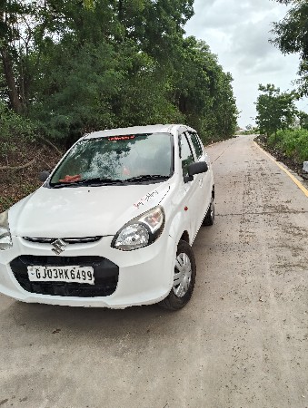 વેચવાની છે
