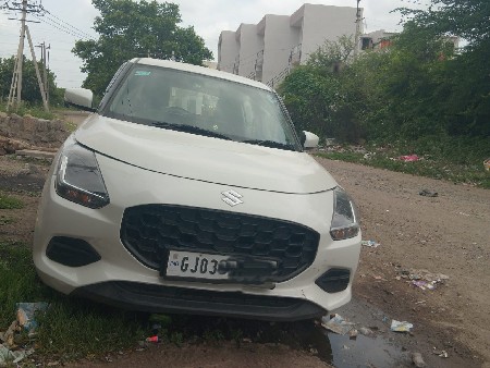 વેચવાની છે.